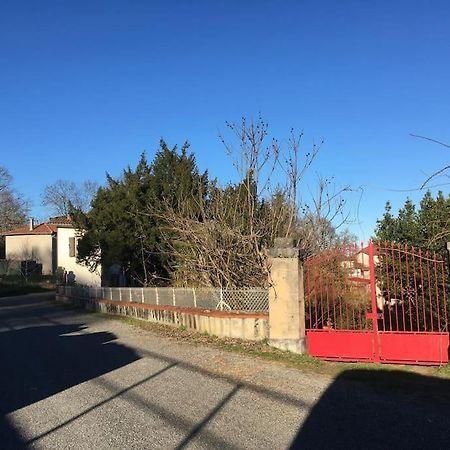 Villa Lerable Pourpre De La Grotte Au Lion Arbon Exterior foto