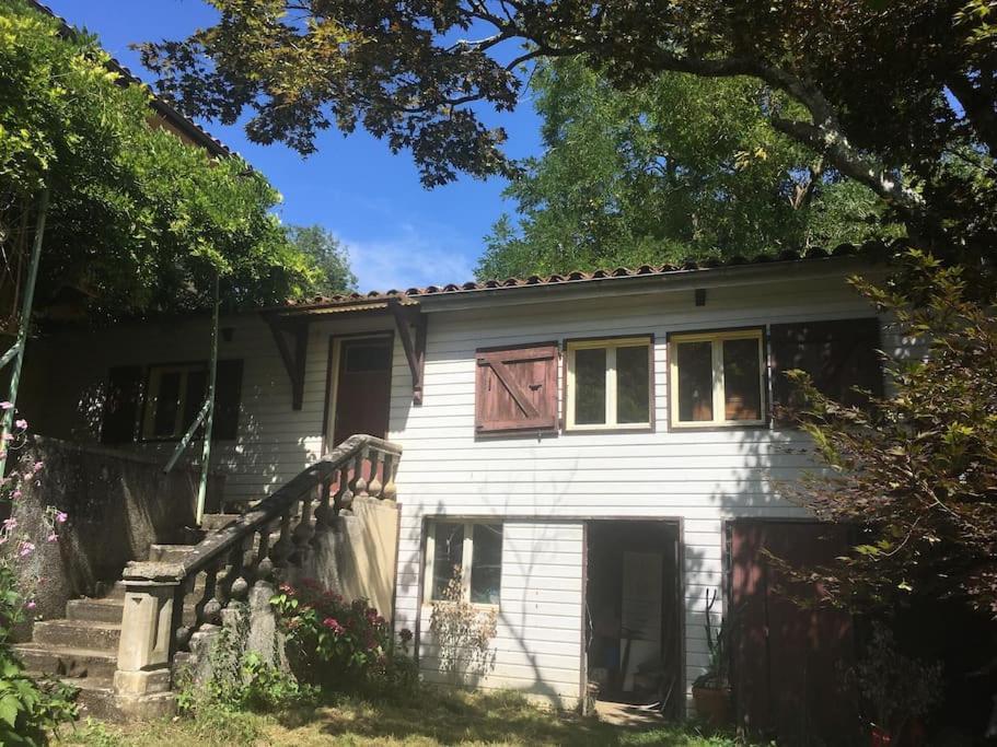 Villa Lerable Pourpre De La Grotte Au Lion Arbon Exterior foto